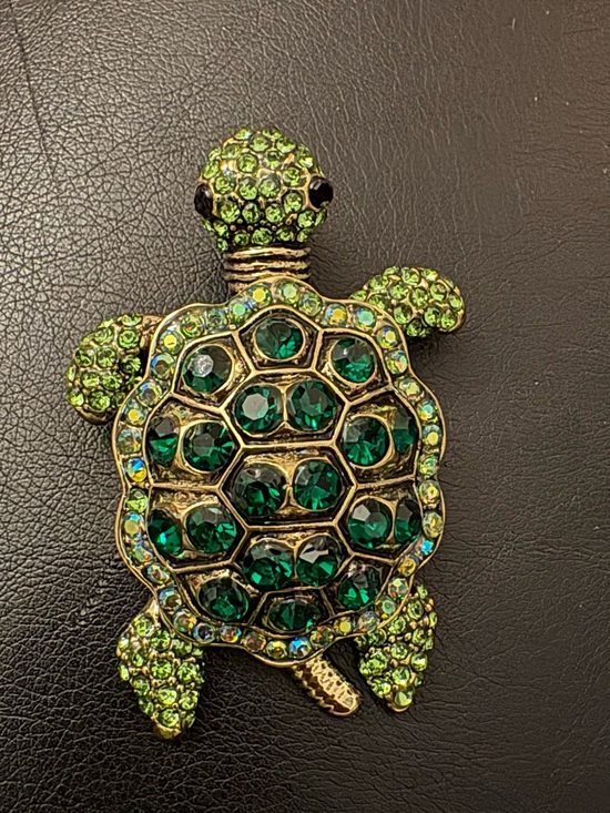 Jewelry - Green Crystal Turtle Brooch - Sparkling Emerald & Lime Rhinestones